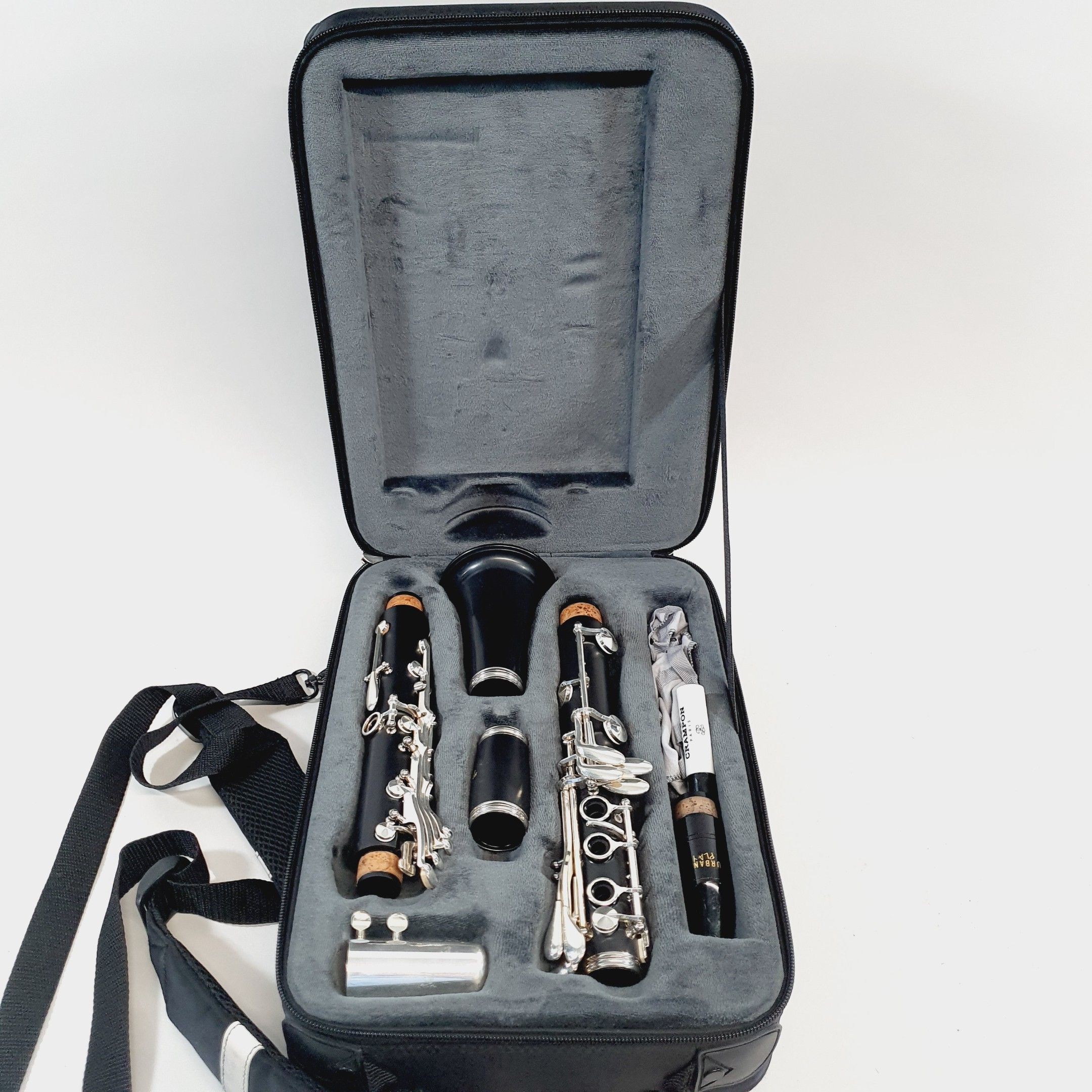 BUFFET CRAMPON, modèle « Prodige ». En Ventes aux enchères