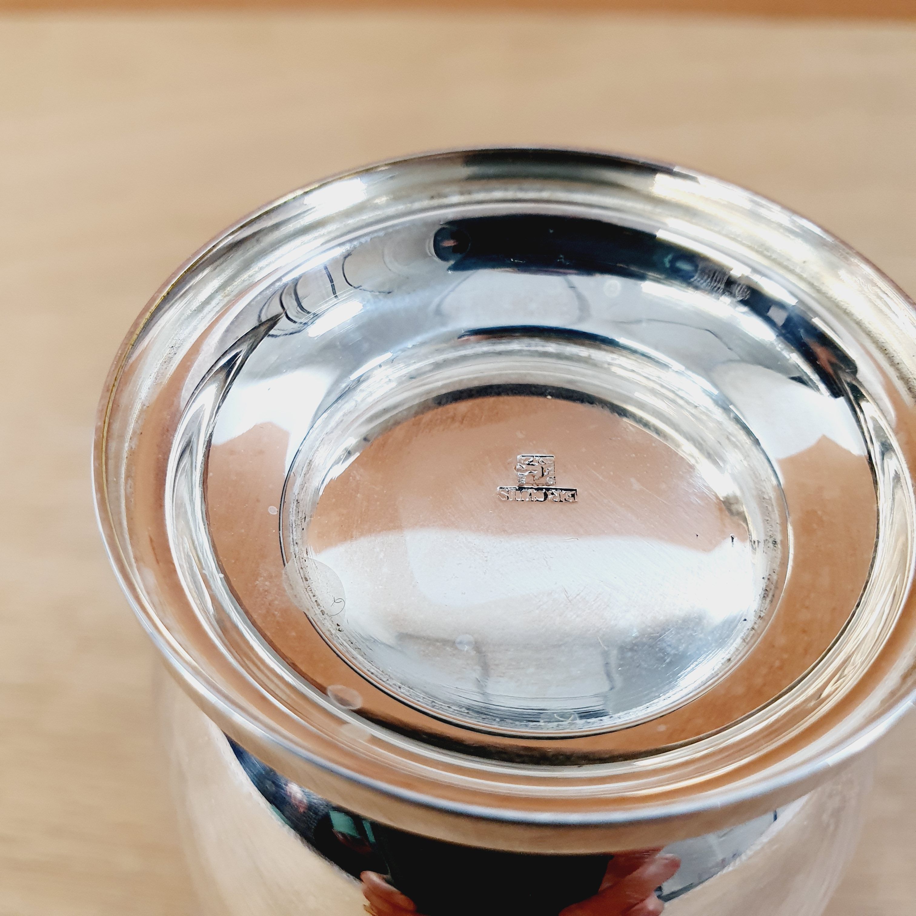 ERCUIS, travail moderne Arts de la table et argenterie Ventes aux